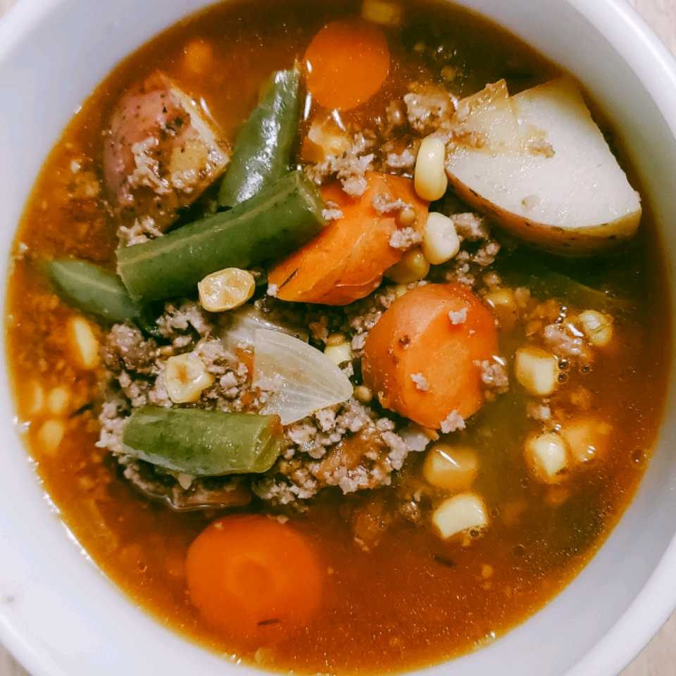 Ground Beef and Vegetable Soup