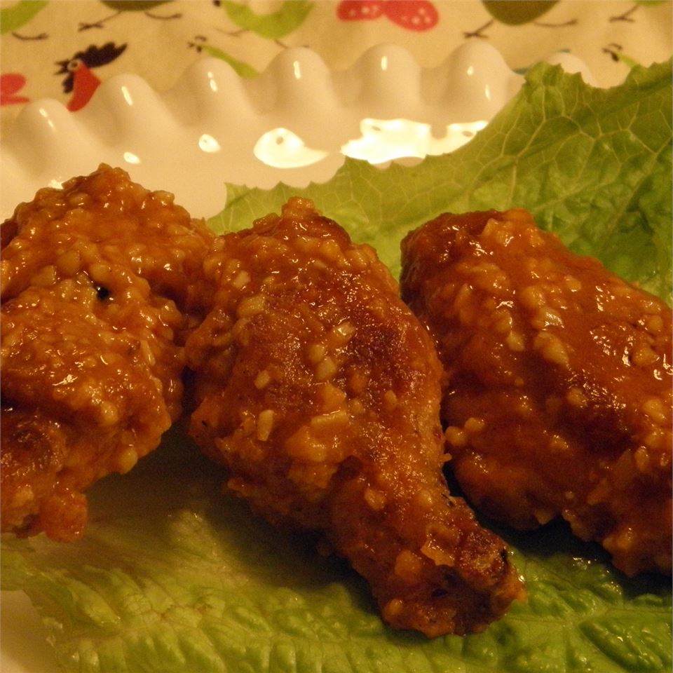 Healthier Restaurant-Style Buffalo Chicken Wings