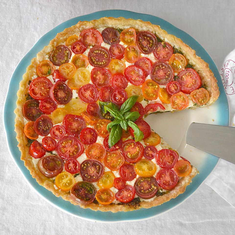 Heirloom Tomato Tart with Pesto and Mozzarella