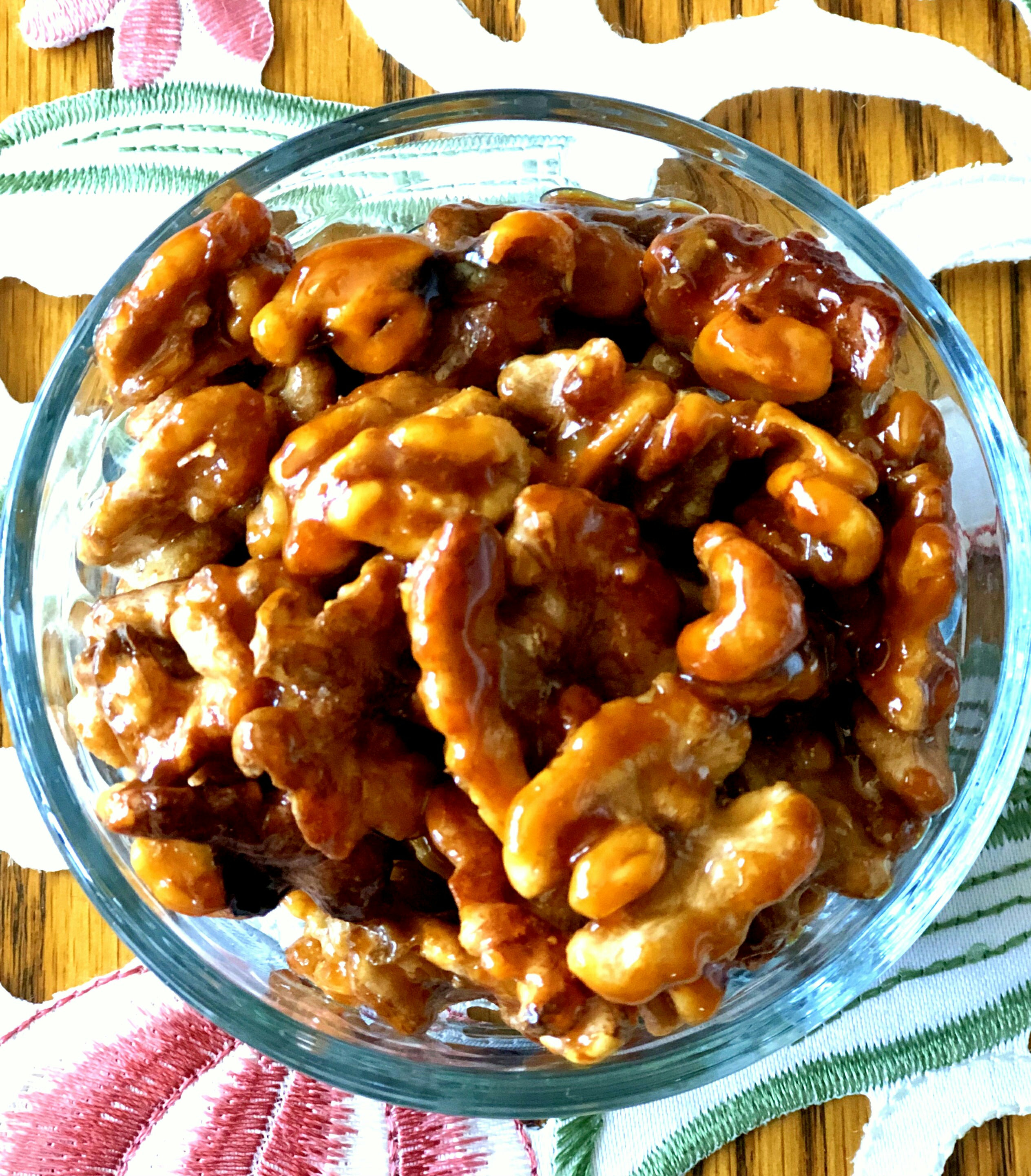 Honey-Roasted Cayenne Walnuts