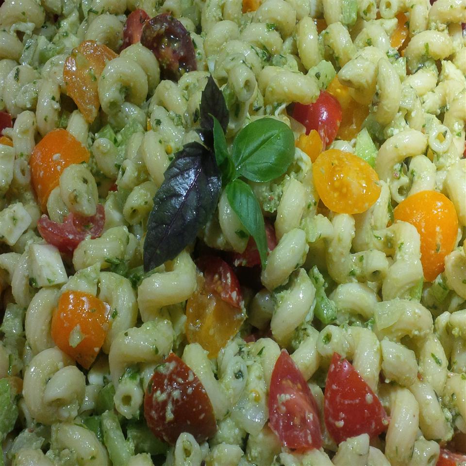 Italian Pesto Pasta Salad