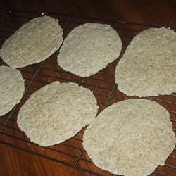Knaakkebrod or Nakkileipa (Scandinavian-Style Rye Crisp Bread)