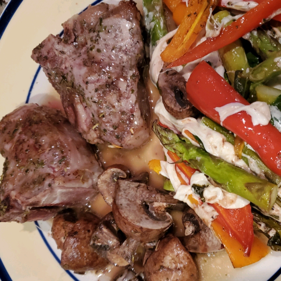 Lamb Chops and Vegetables in Foil