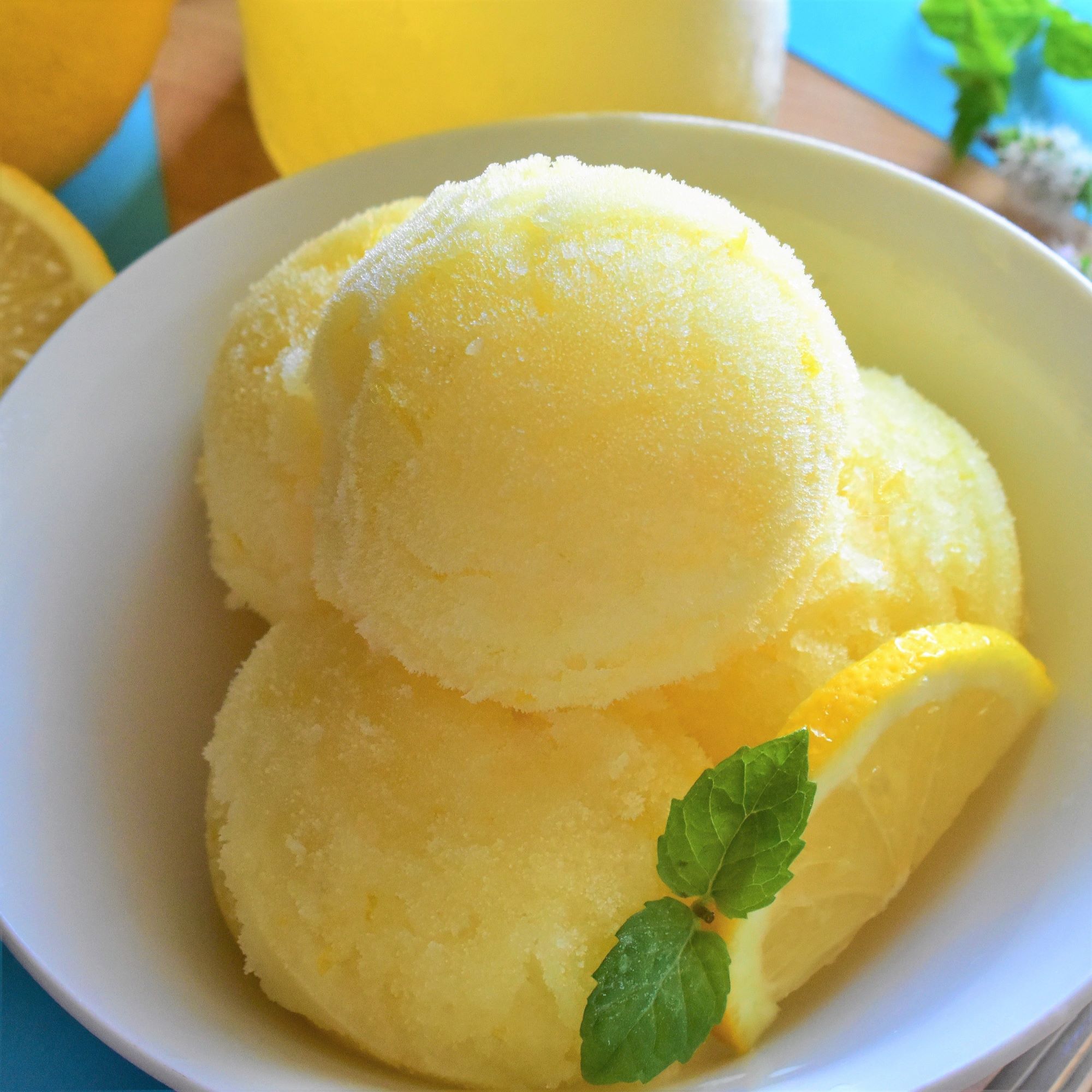 Limoncello Lemon Sorbet (With or Without Mint)