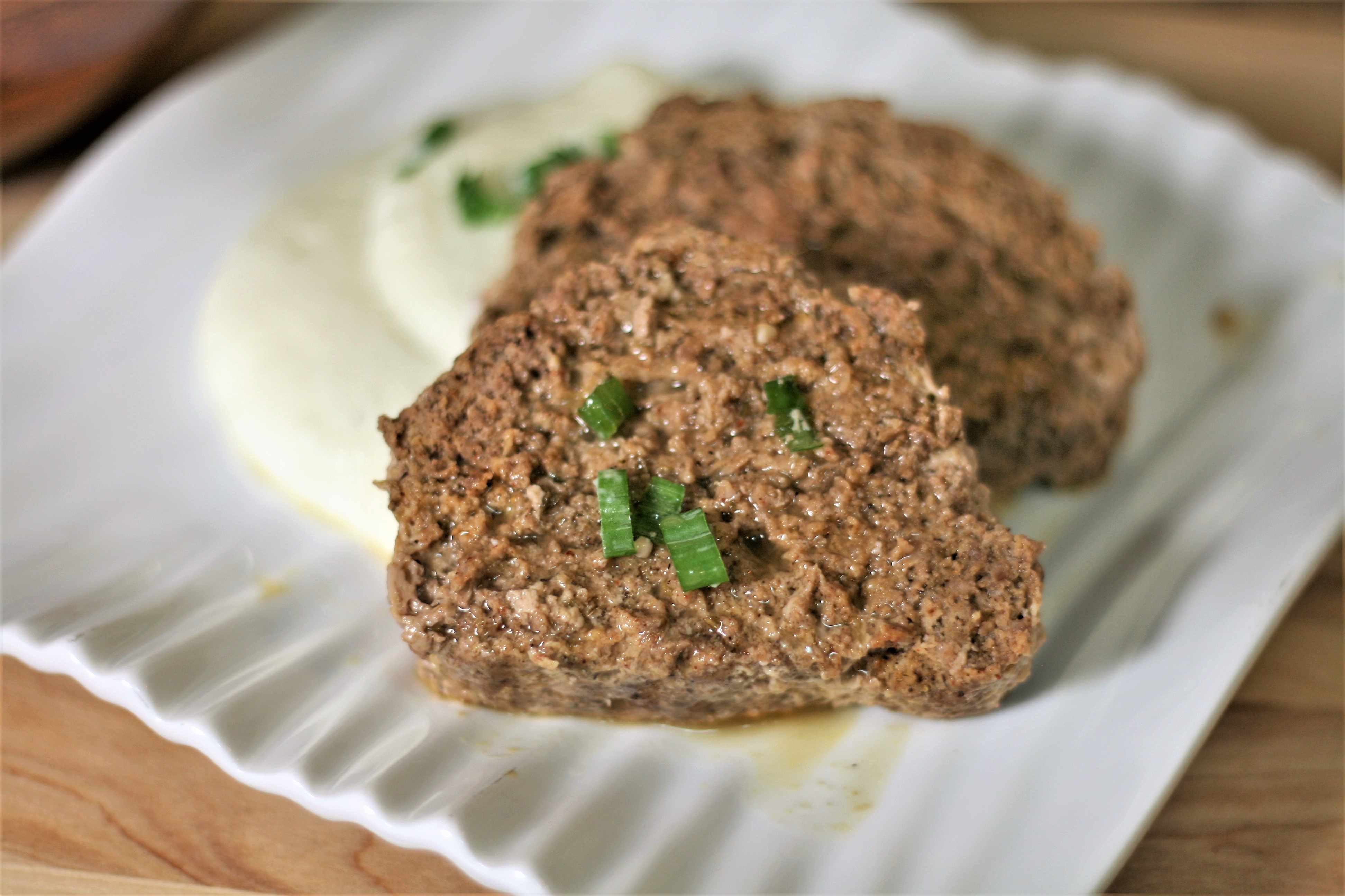 Low-Carb Beef and Turkey Meatloaf