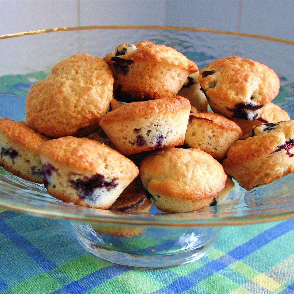 Low-Cholesterol Blueberry Muffins II