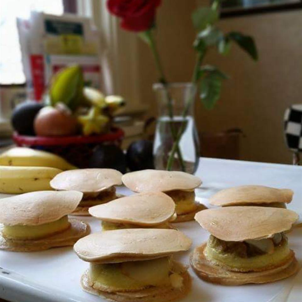 Make-Ahead Healthy Egg and Cheese Pancake Sandwiches