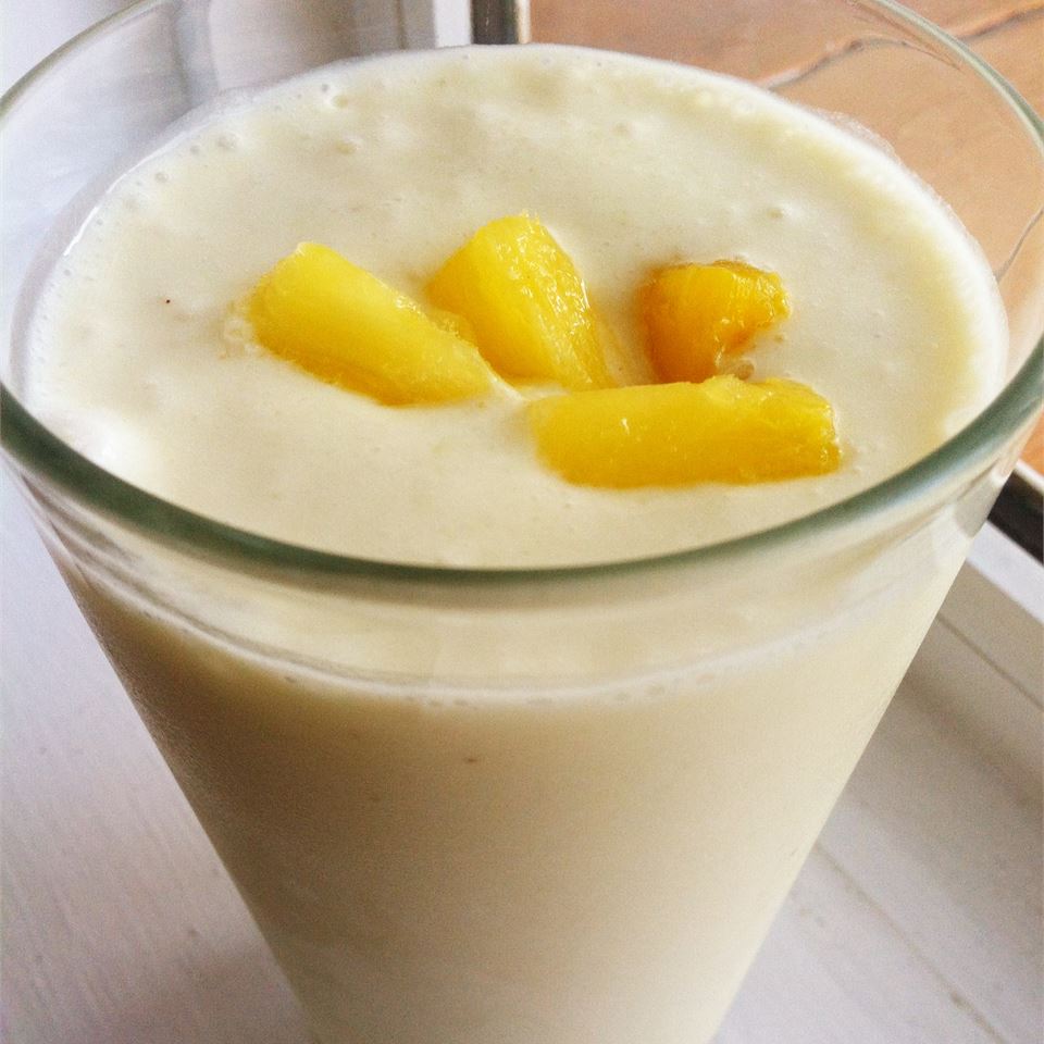 Mango-Pineapple Smoothie