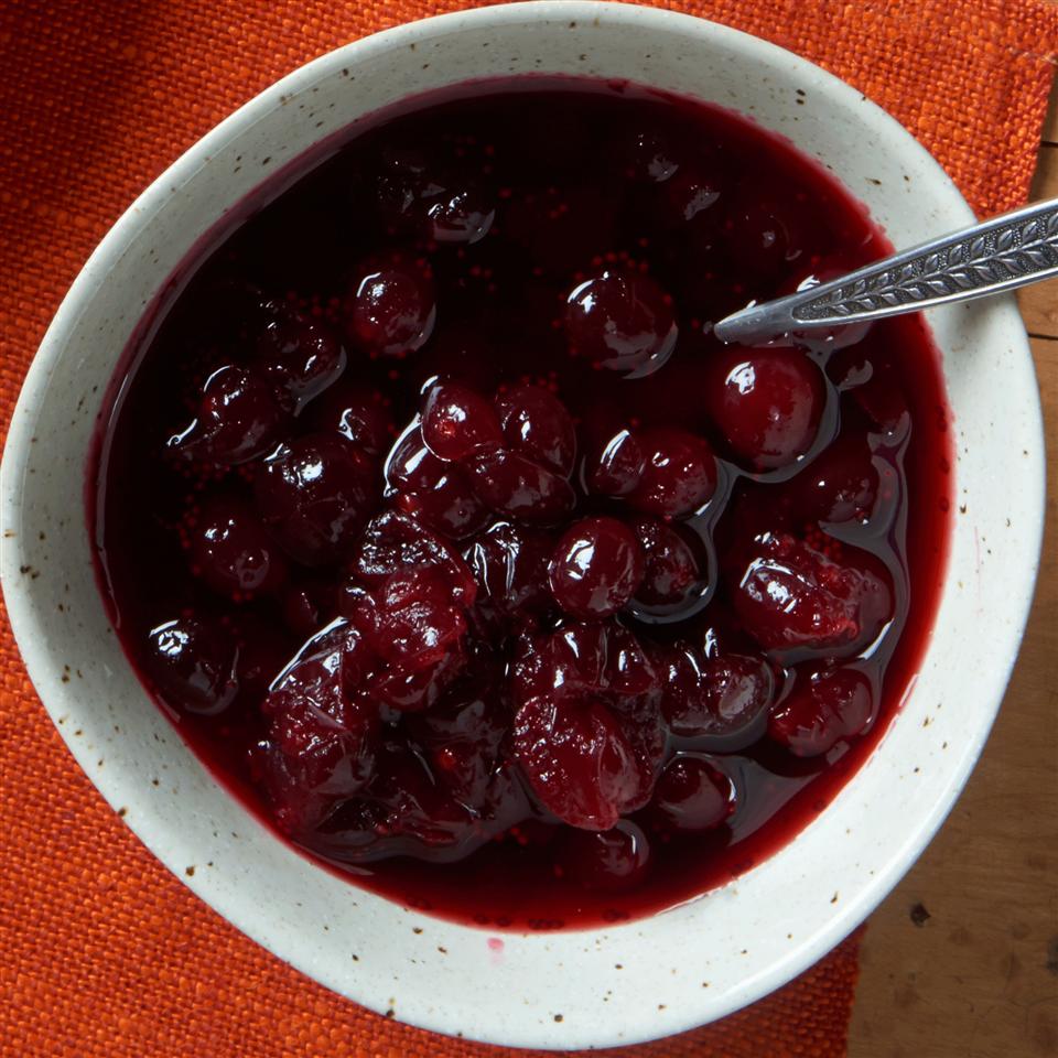 Maple Syrup Cranberry Sauce