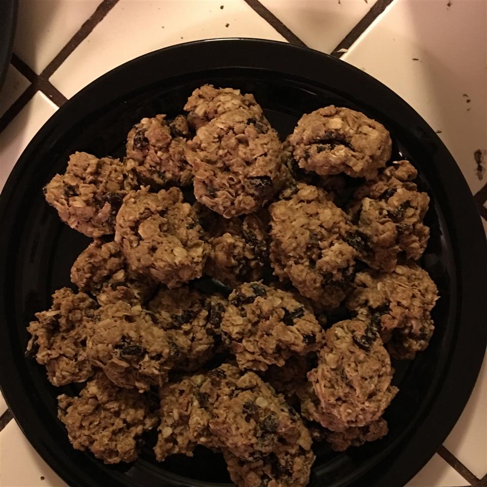 Oatmeal Raisin Cookies with Truvia® Baking Blend