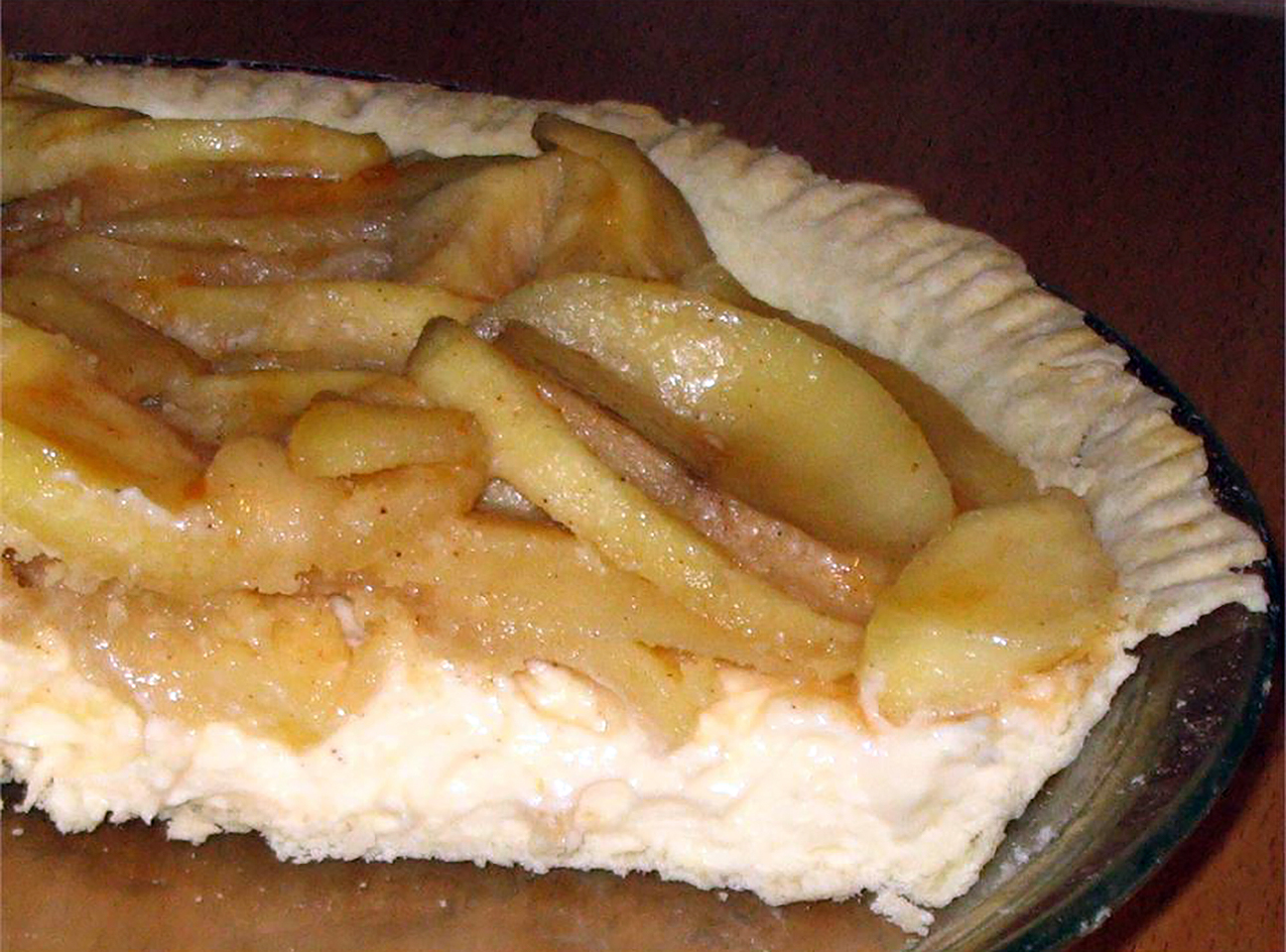 Old Fashioned Apple Cream Pie