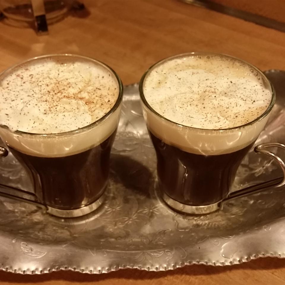 Old-Fashioned Hot Buttered Rum