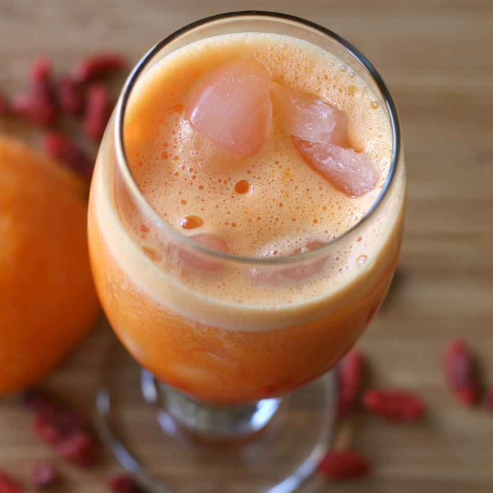 Orange Juice Goji Berries Smoothie