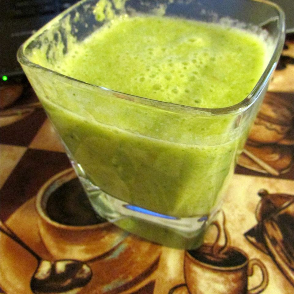 Orange-Pear Green Smoothie with Bok Choy