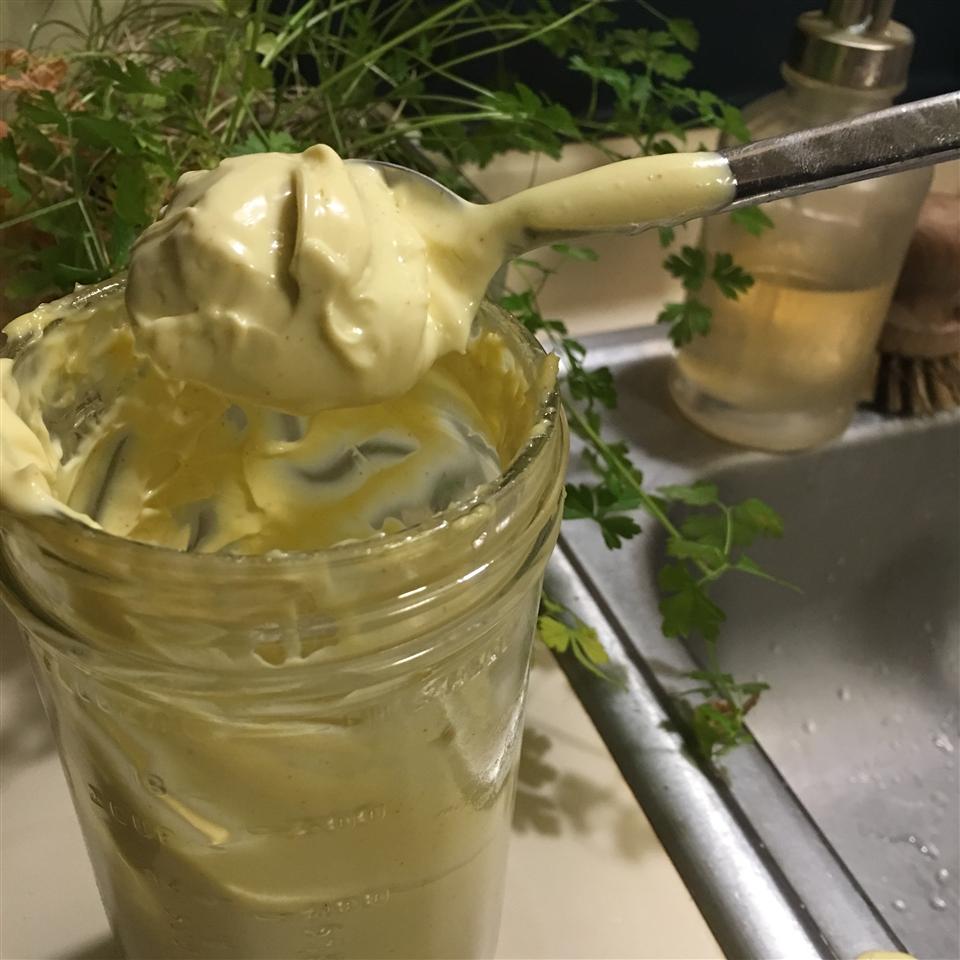 Paleo Miracle-Whipped Dressing