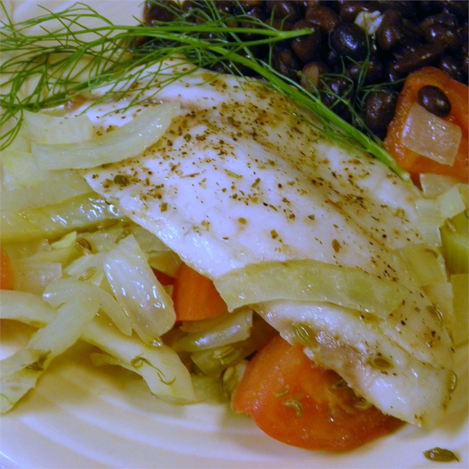 Paleo Poached Whitefish in Tomato-Fennel Broth
