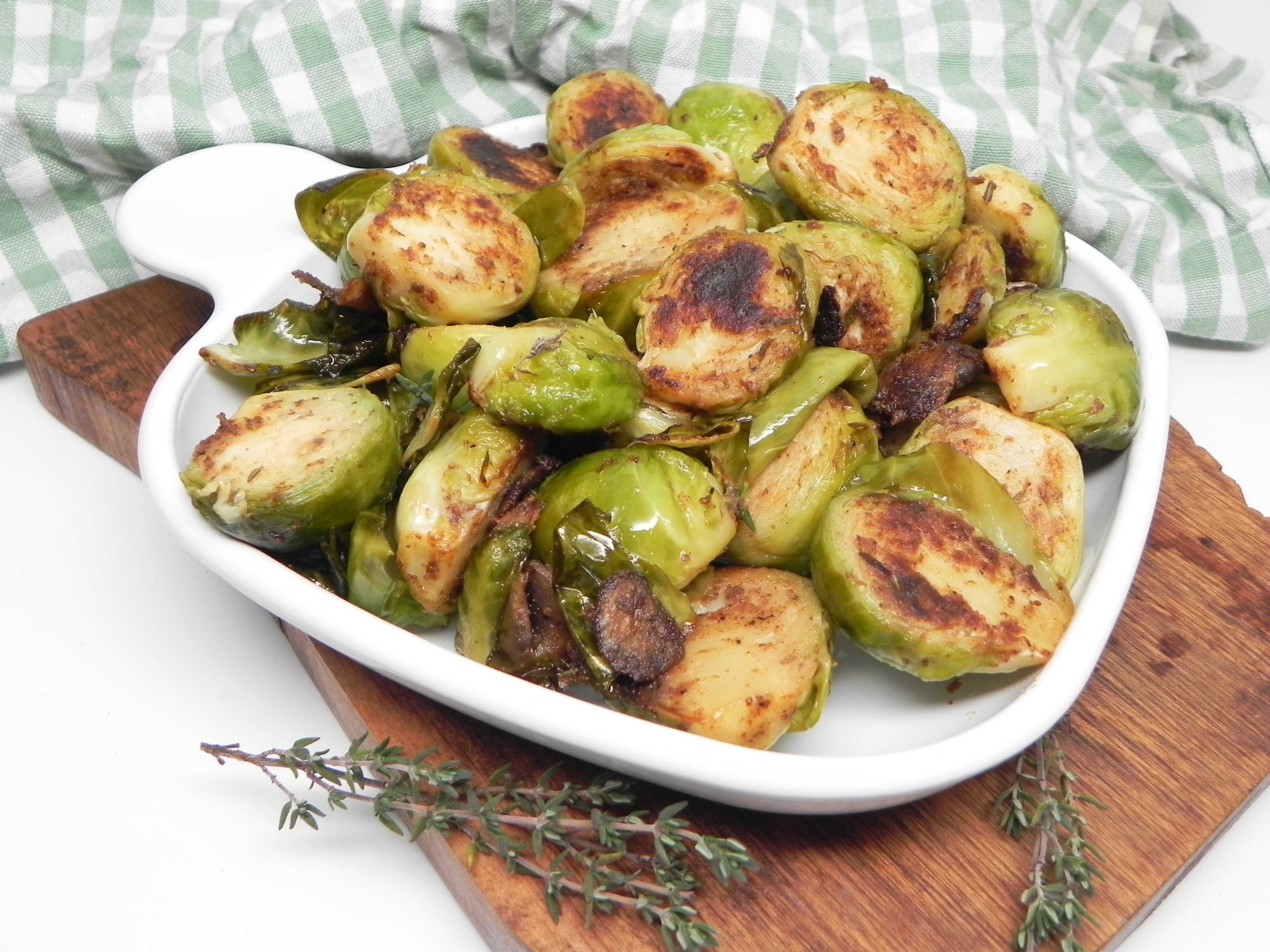 Pan-Fried Brussels Sprouts and Mushrooms with Thyme