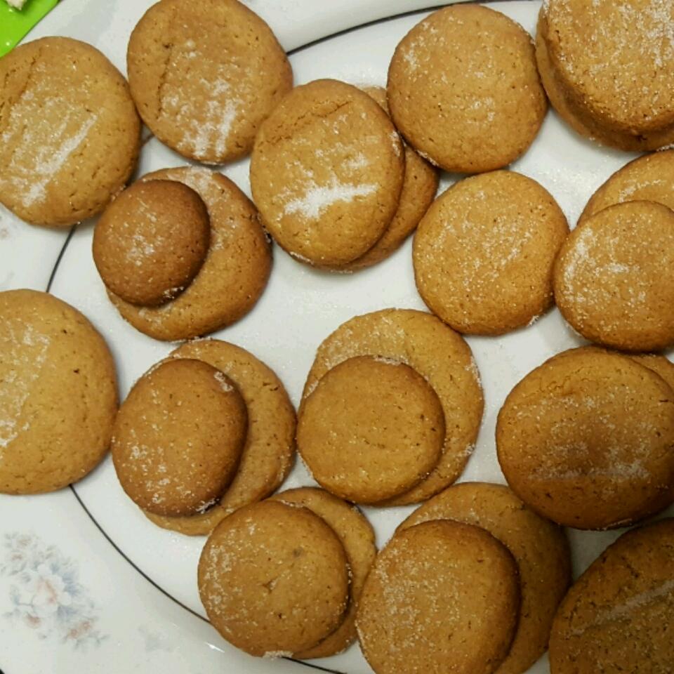 Peanut Butter Cookies from the Forties