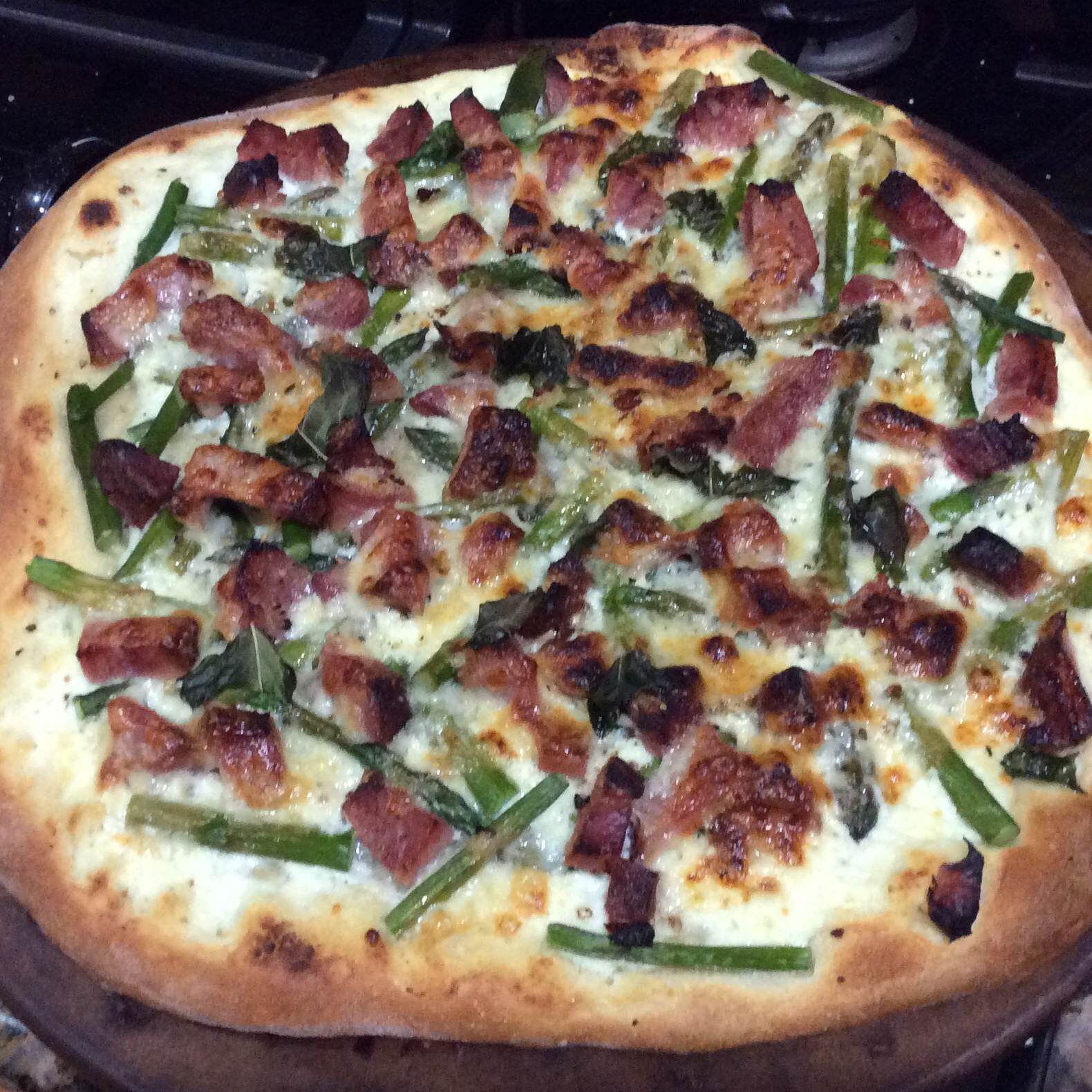 Pizza with Ham, Asparagus, and Ricotta