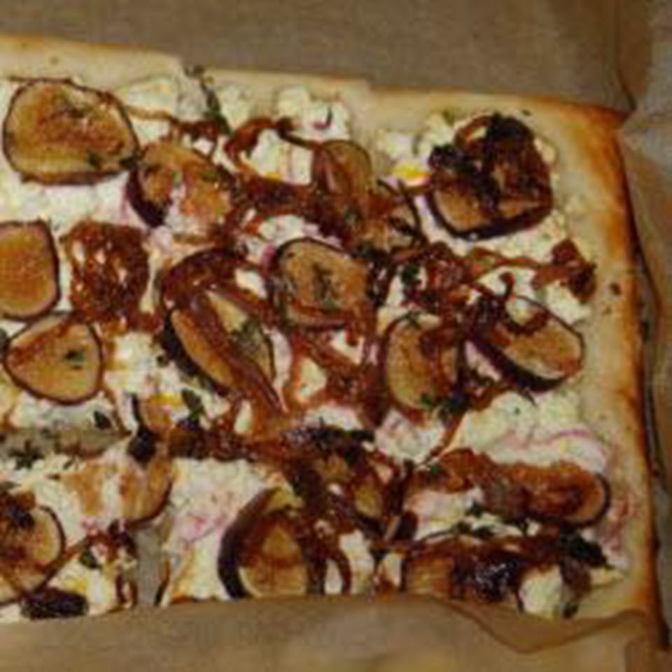 Puff Pastry with Figs, Goat Cheese, and Caramelized Onion