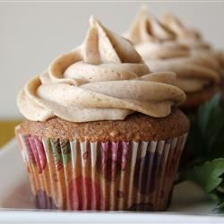 Pumpkin Spice Cake with Cinnamon Cream Cheese Frosting