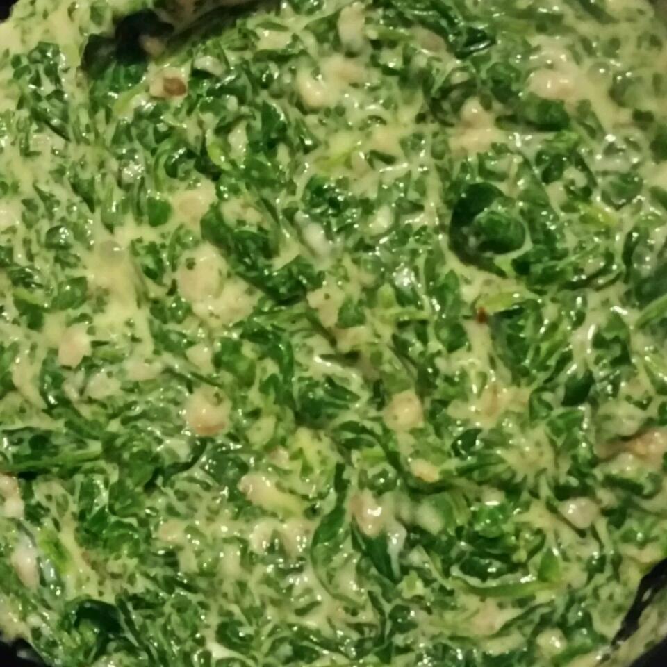 Quick and Easy Creamed Bacon Spinach