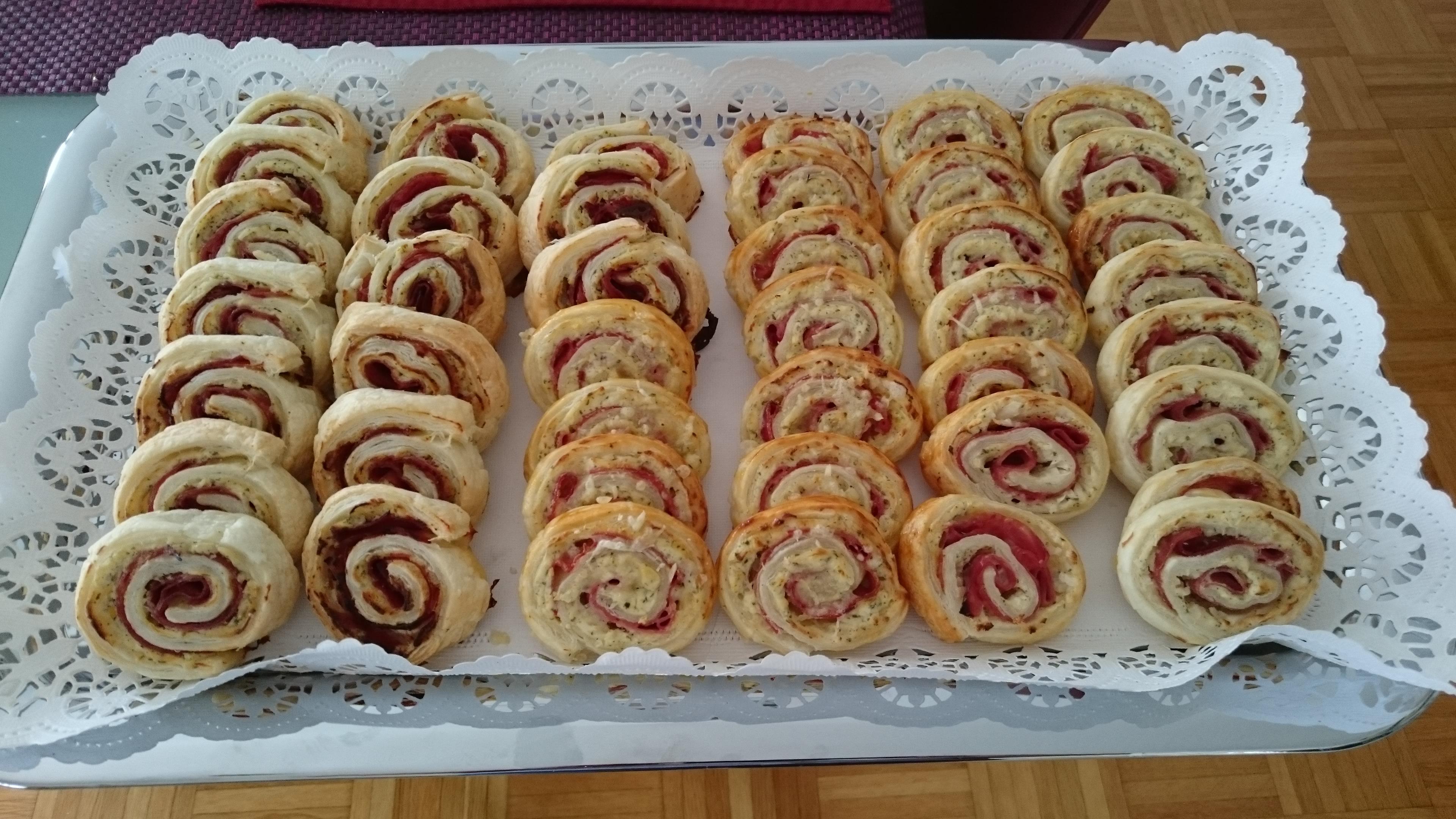 Quick and Easy Party Pinwheels with Cream Cheese and Ham