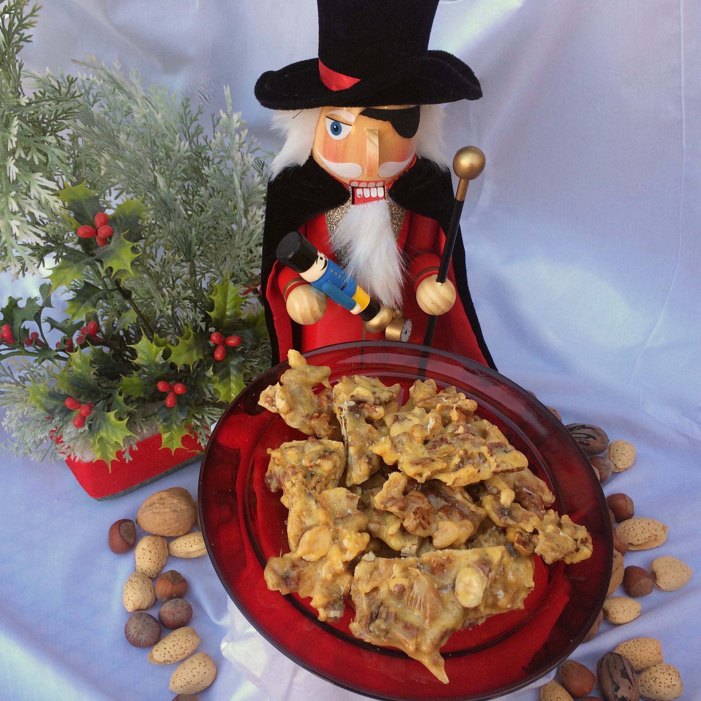 \"Nutcracker\" Mixed-Nut Brittle in the Microwave