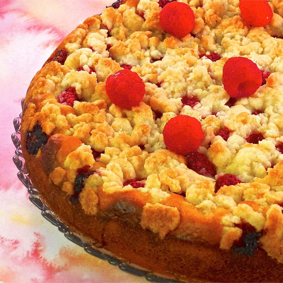 Raspberry-Sour Cream Crumb Cake
