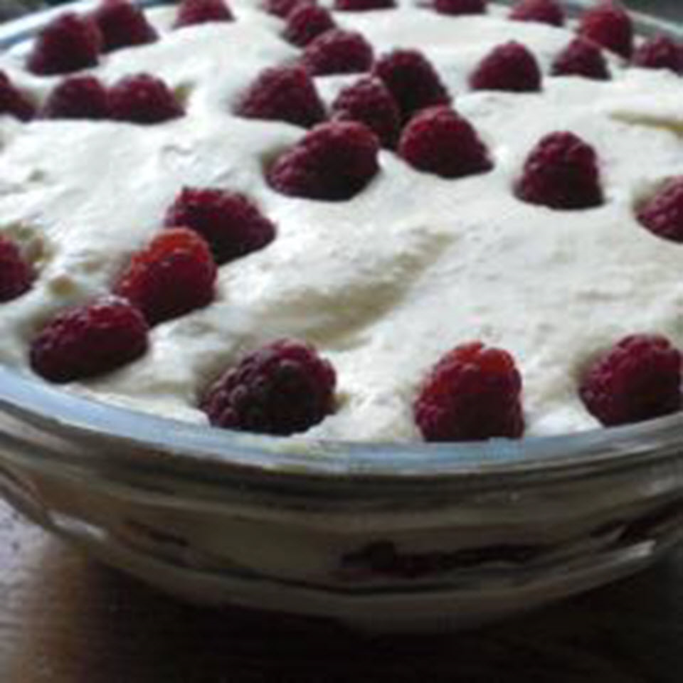 Raspberry Tiramisu Trifle