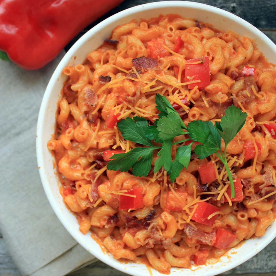 Red Hot Chipotle Bacon Mac and Cheese