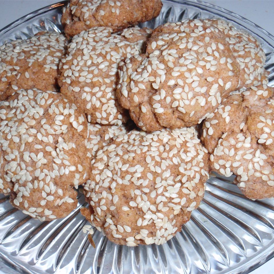 Red Wine Sesame Biscuits