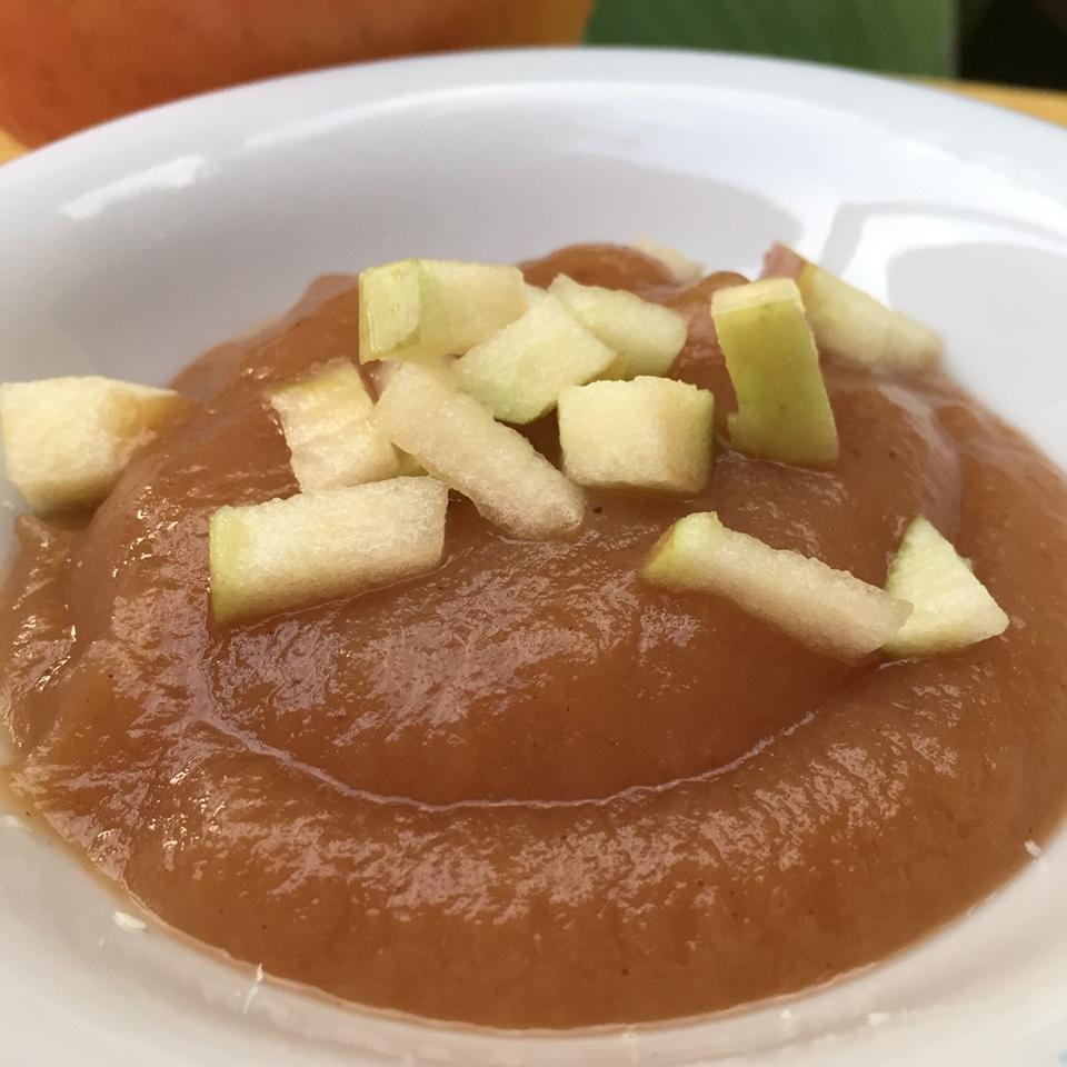 Reduced Sugar Spiced Apple Butter