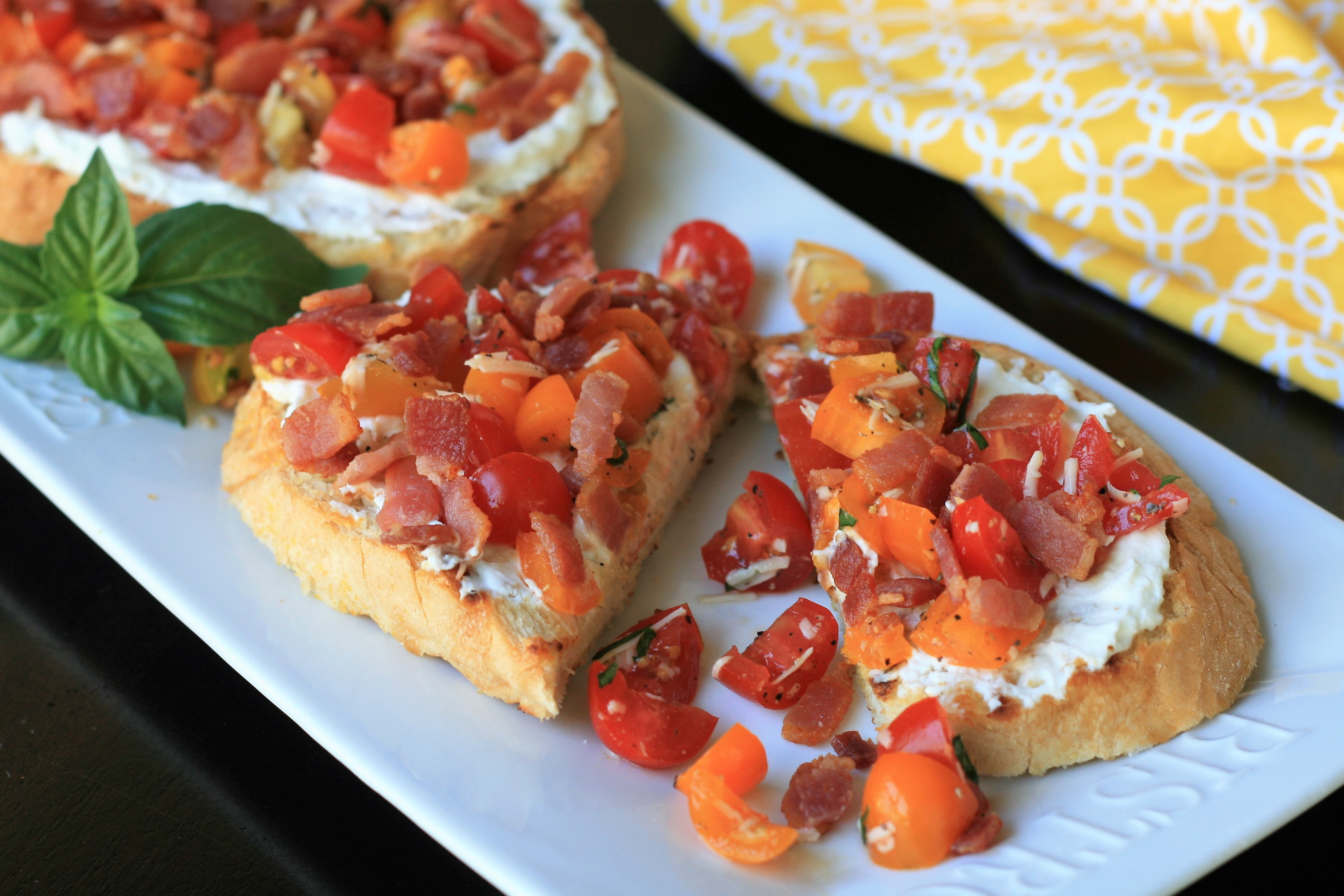 Ricotta Toast with Bacon and Tomato