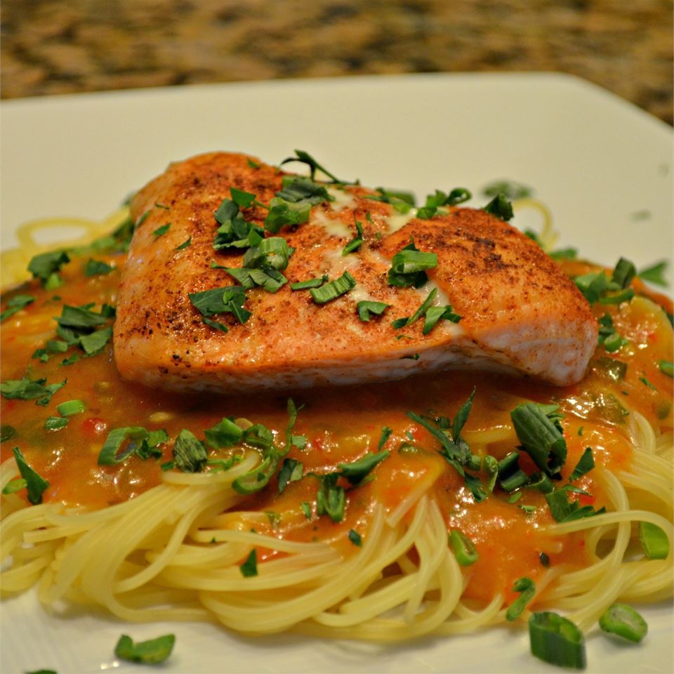 Roasted Red Pepper Salmon Pasta