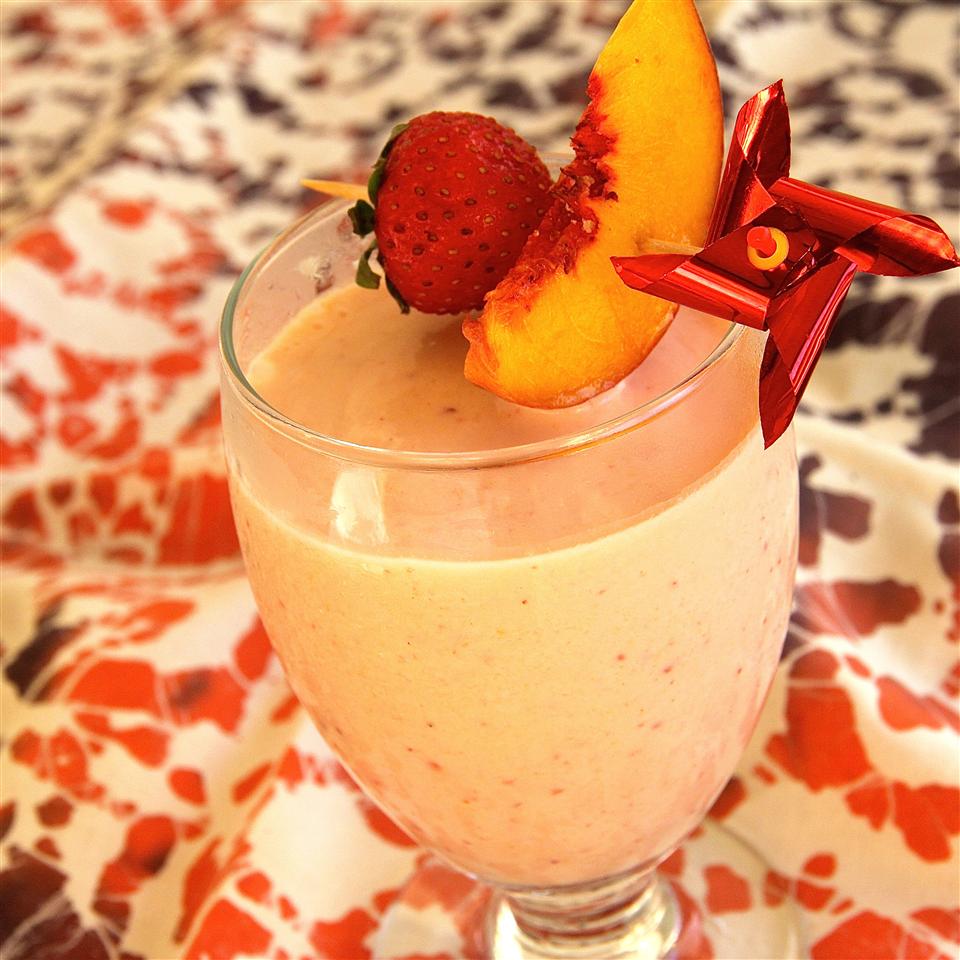 Rosy Ginger Peach Smoothie