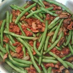 Sauteed Green Beans with Mushrooms, Onion, and Bacon