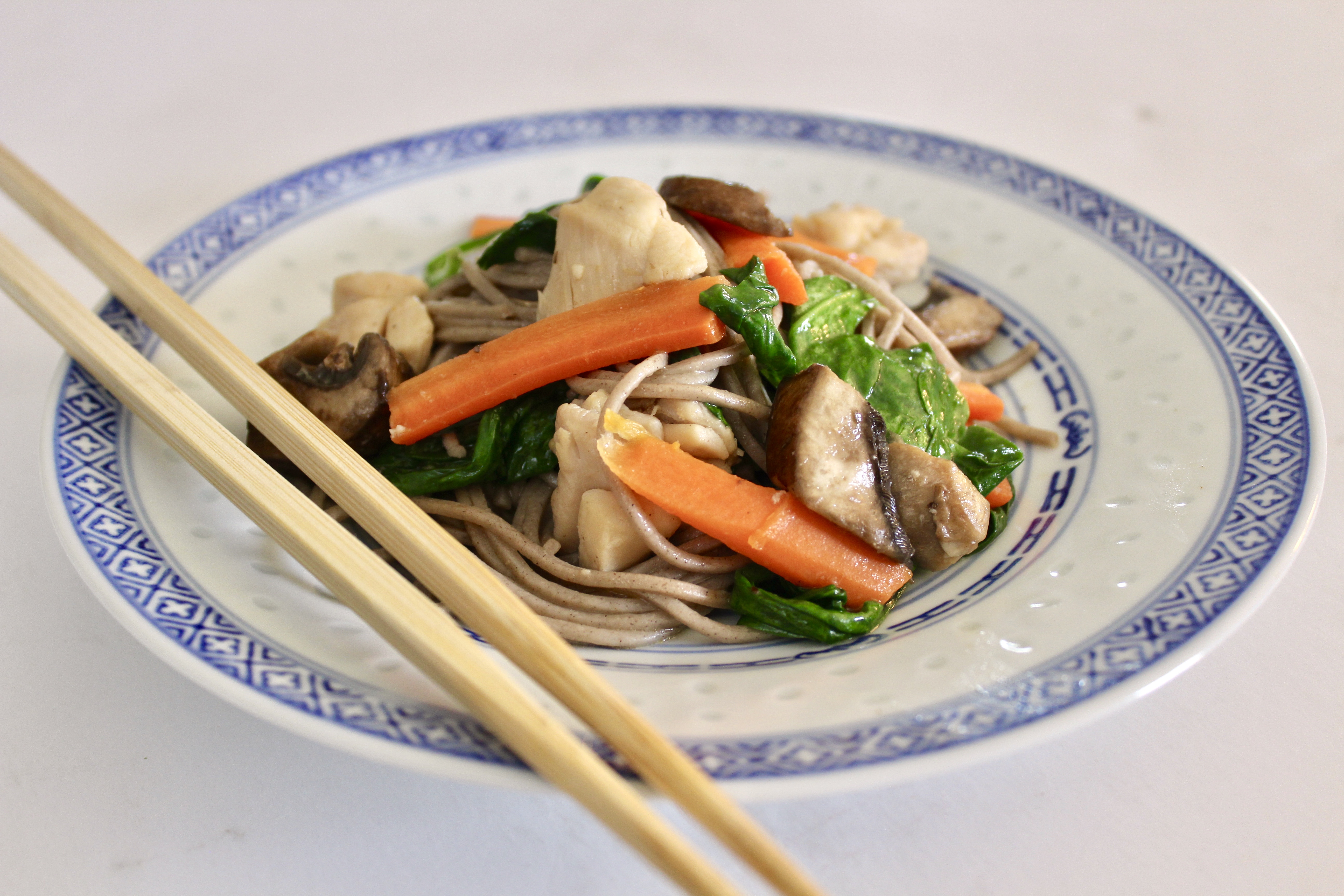 Sesame Soba Noodles with Chicken Thighs and Vegetables