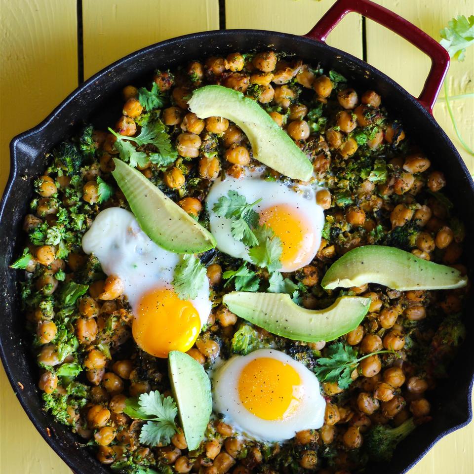 Skillet Chickpeas and Broccoli Rice