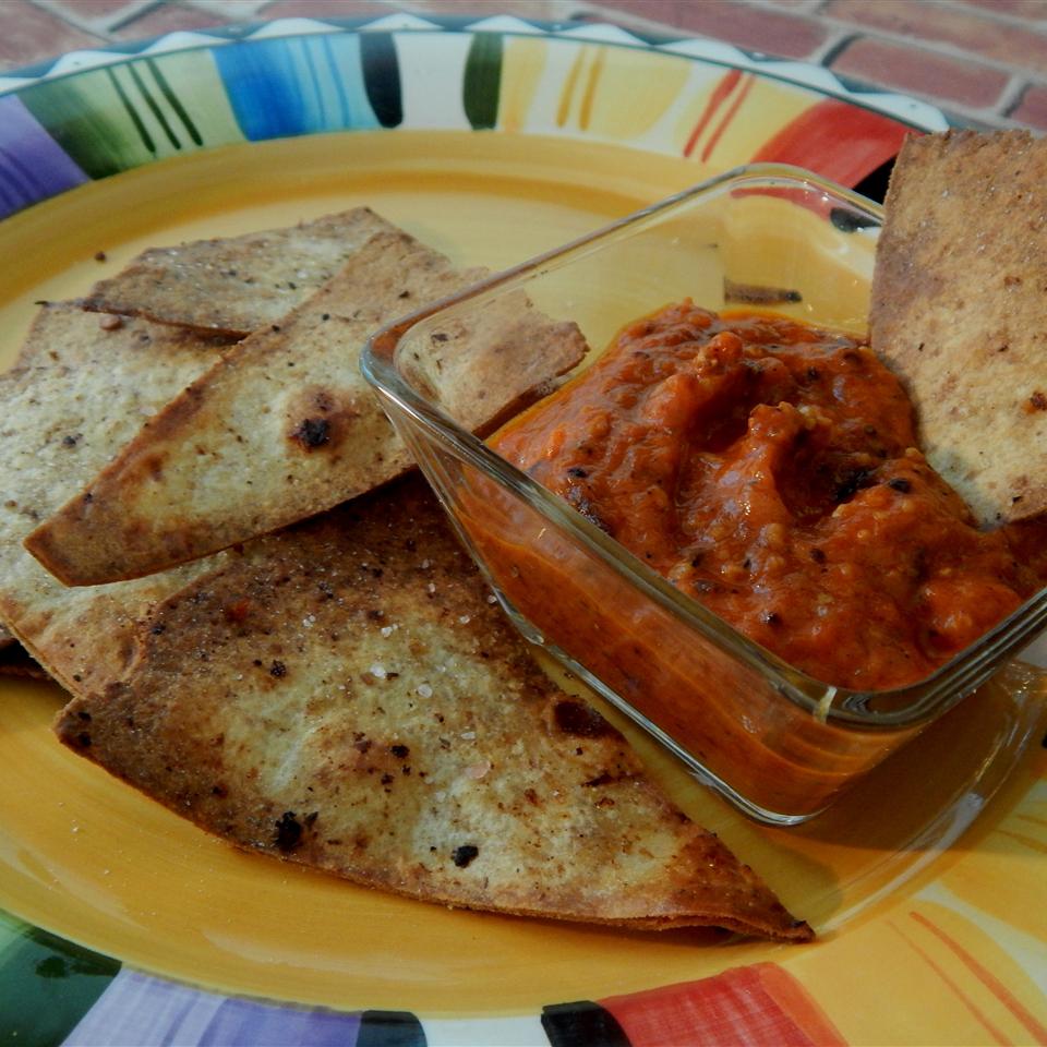 Slightly Spicy Roasted Red Pepper Dip