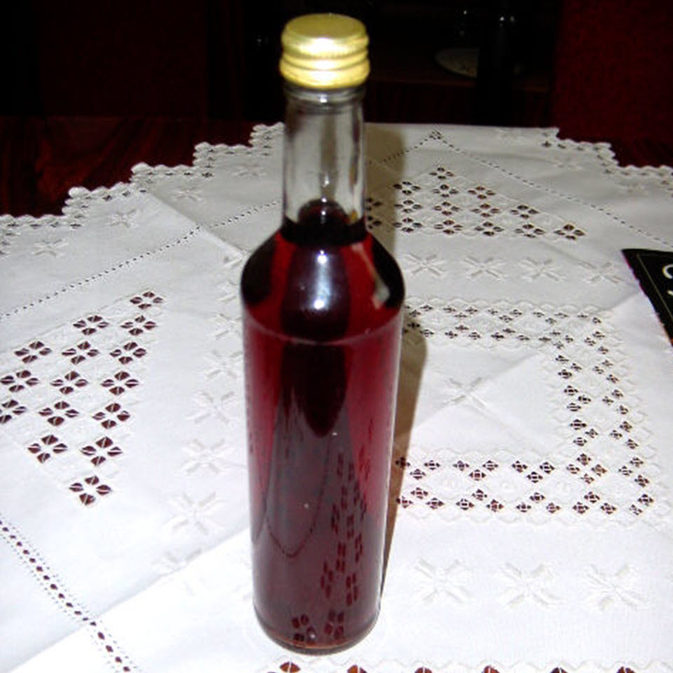 Sliwkowka Czyli Nalewka ze Sliwek (Polish Purple Plum Liqueur)
