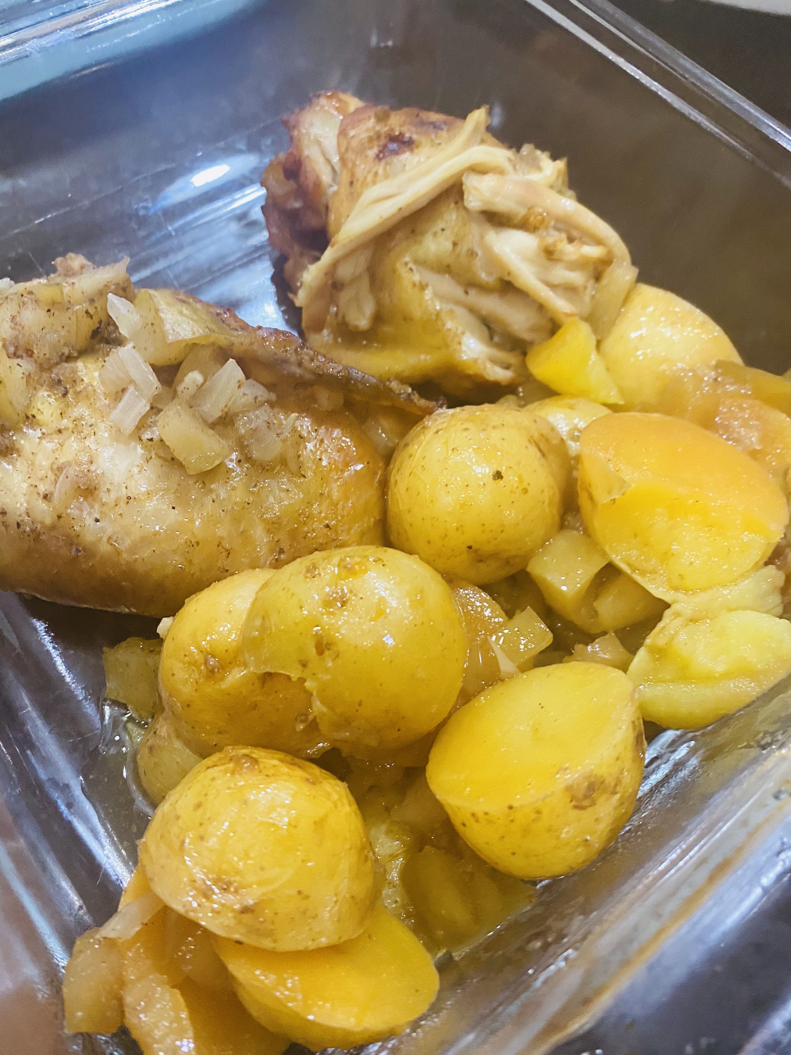 Slow Cooker Chicken with Apples and Honey