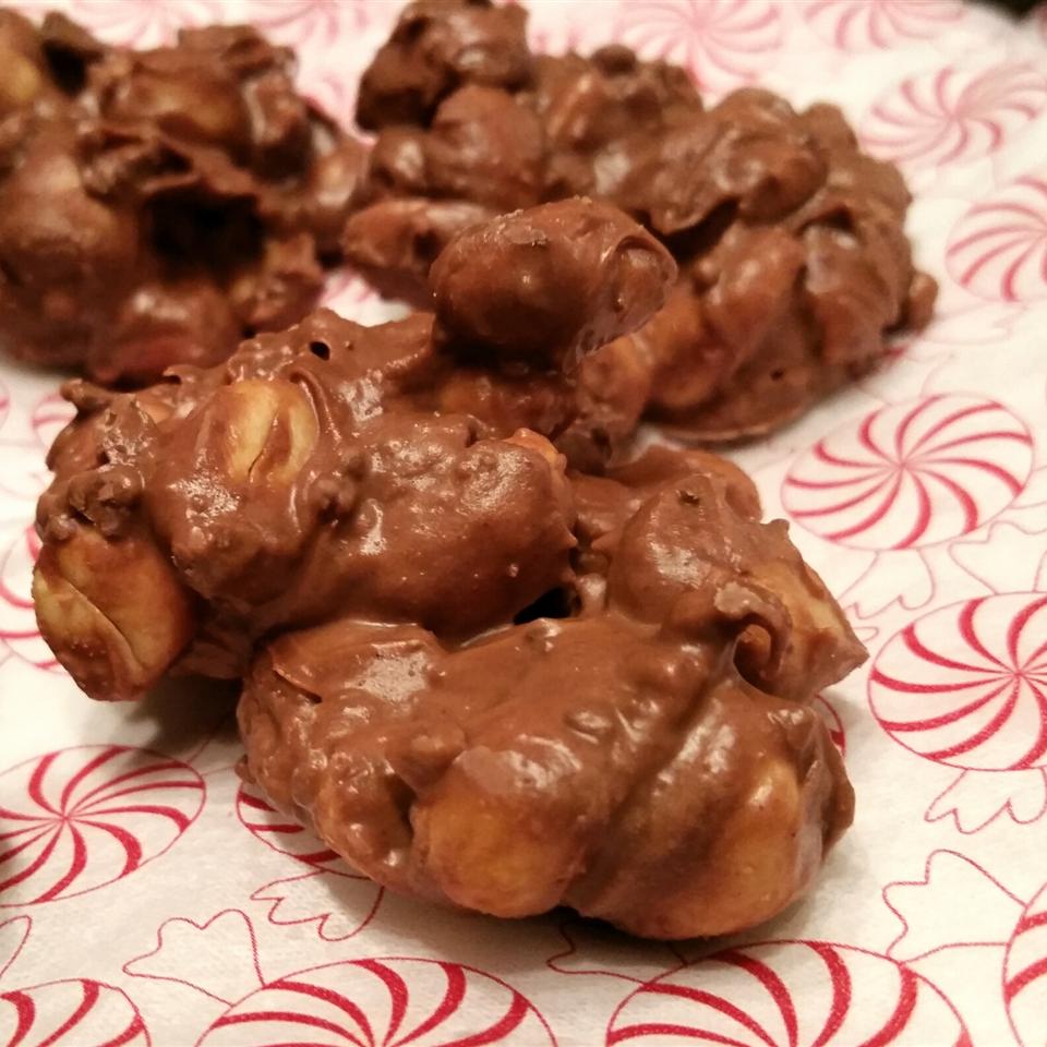 Slow Cooker Chocolate-Covered Nuts