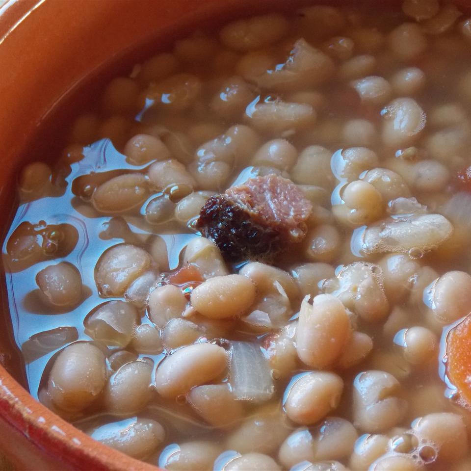 Slow Cooker Northern White Bean