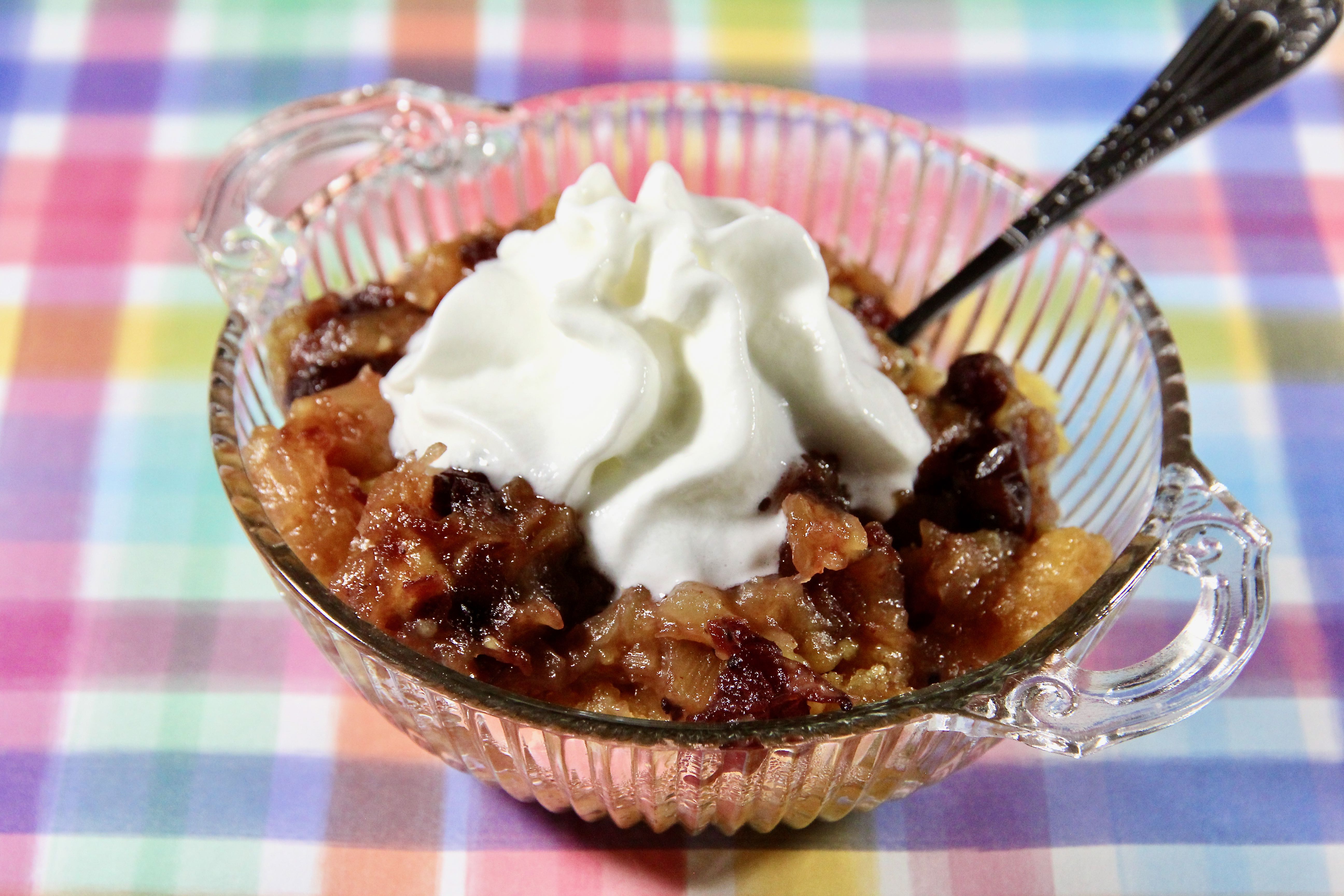 Slow Cooker Pineapple-Cranberry Dump Cake