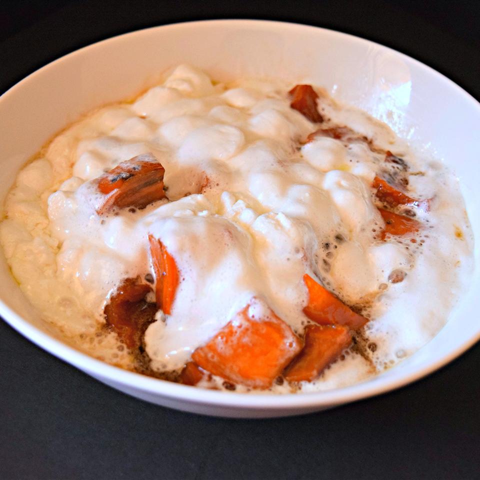 Slow Cooker Sweet Potatoes (Yams) and Marshmallows