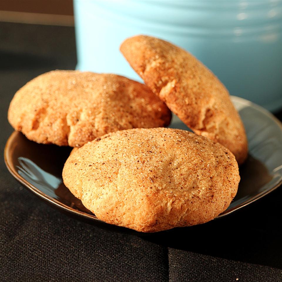 Snickerdoodles With a Hint of Ginger