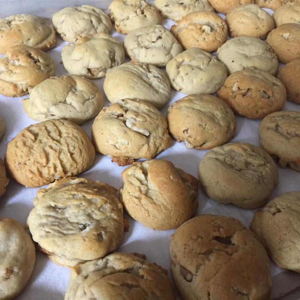 Soft, Chewy Rosh Hashanah Honey-Walnut Cookies