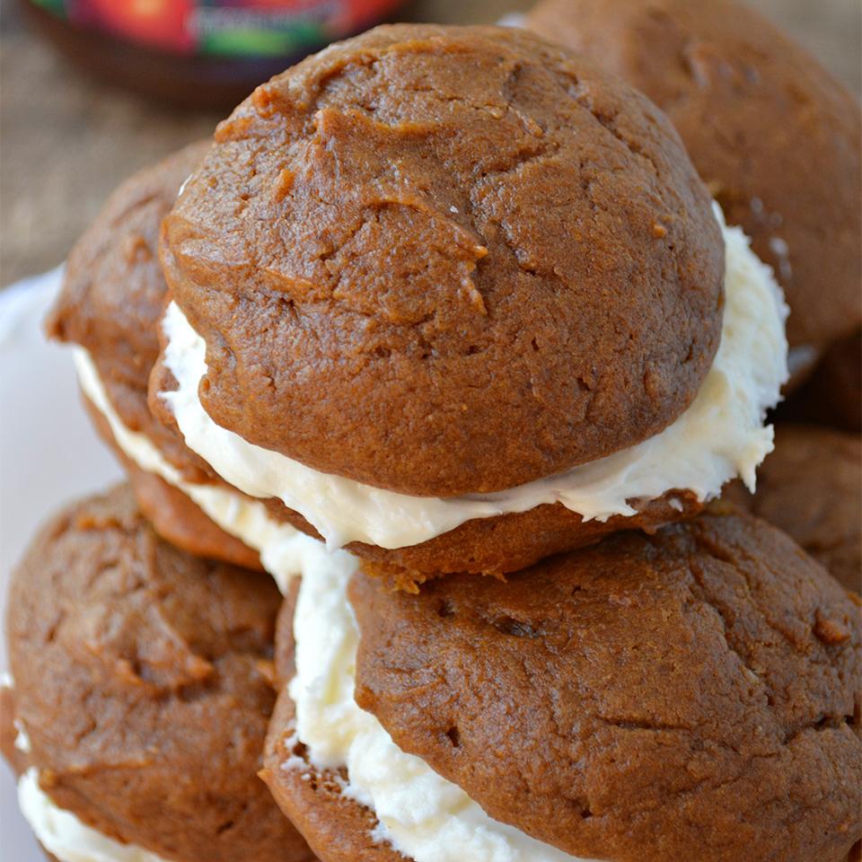 Spice Cake Whoopie Pies