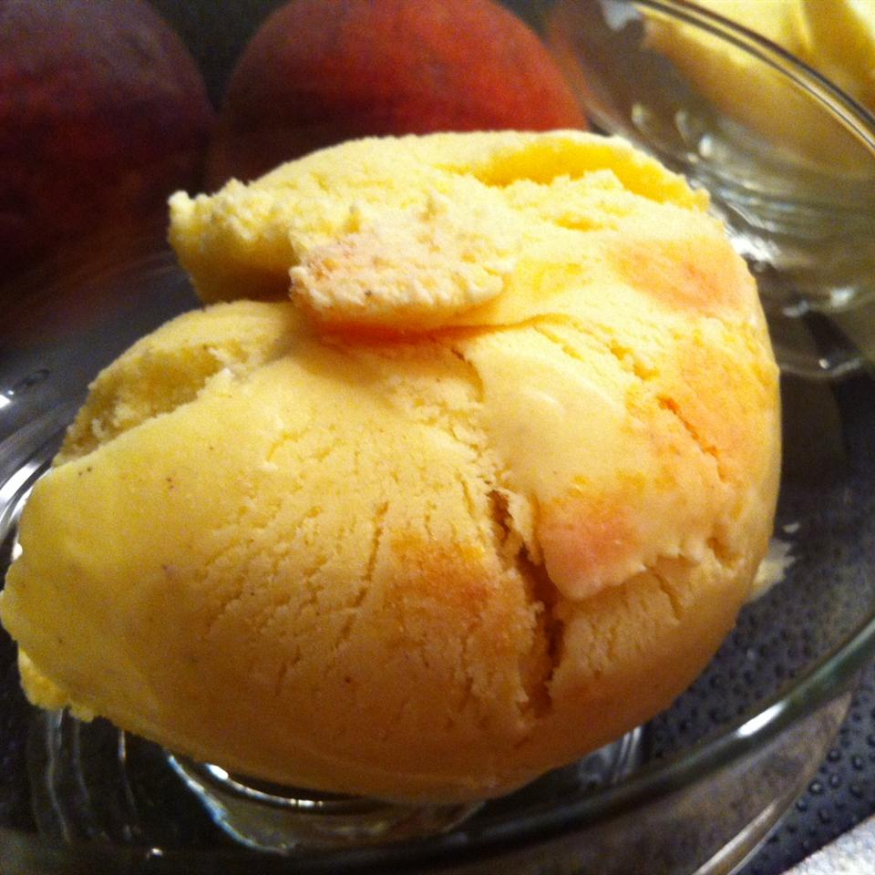 Spiced Ginger-Peach Ice Cream